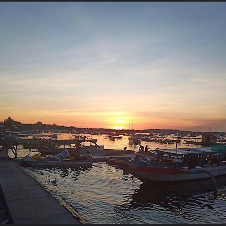 Turtle Island Homestay Санур Экстерьер фото